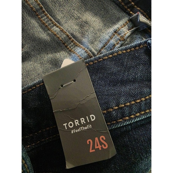 NWT Torrid 42591264 Dark Wash Slim Mid-Rise Bootcut Jeans 24S Womens - Picture 5 of 5